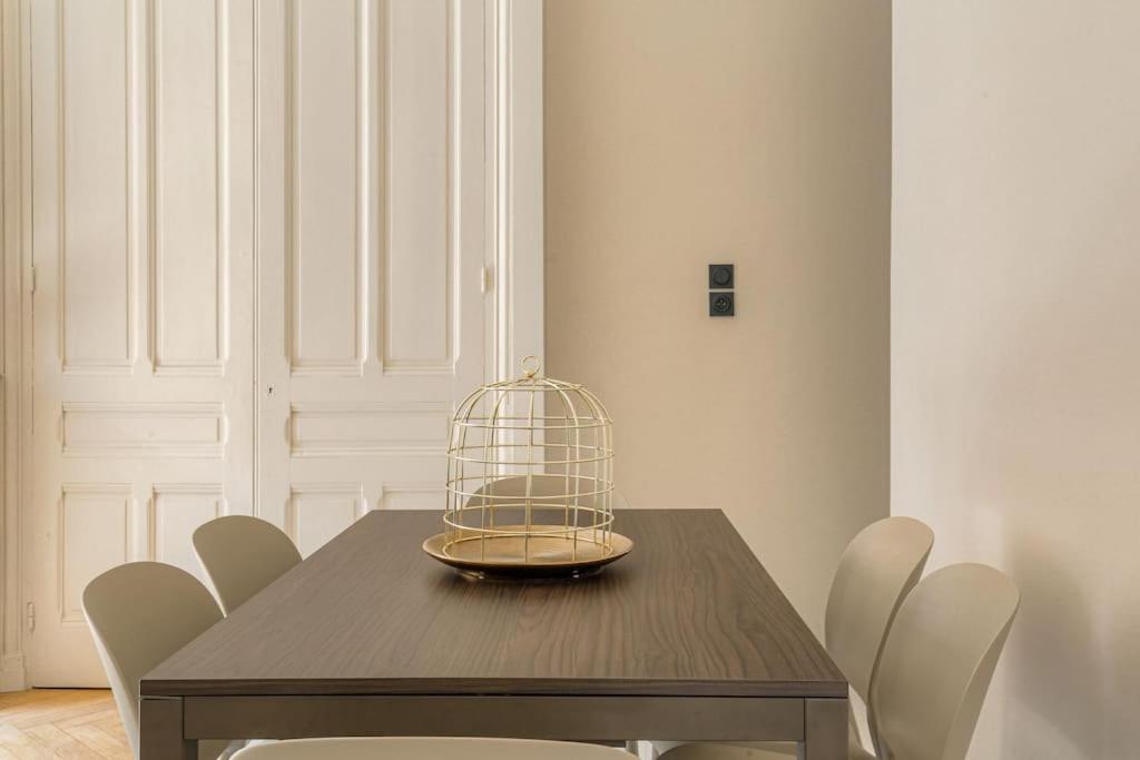 Spacieux T3 Moderne Avec Parking, Apartment *