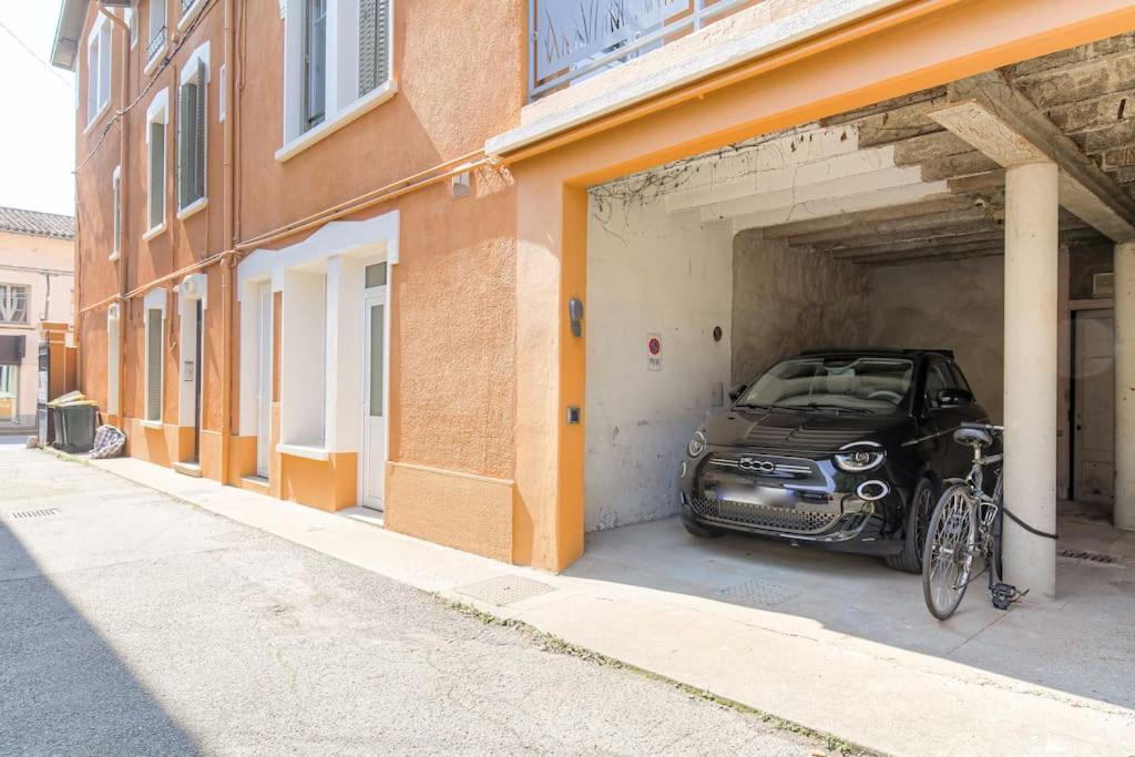 Spacieux T3 Moderne Avec Parking, Apartment *
